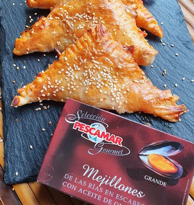 empanadillas de hojaldre de mejillones en escabeche pescamar